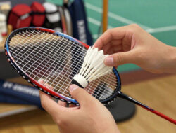 Tips Merawat Raket Badminton Agar Tidak Mudah Patah Dan Tetap Awet